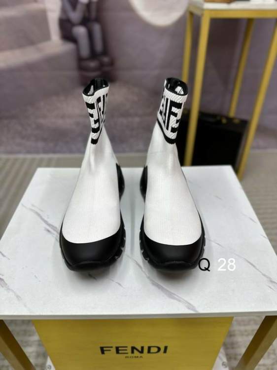 Picture of Fendi Shoes _SKUFendisz38-45N09014737
